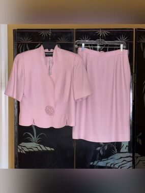 Vintage Pink Women's Skirt Set - Elegant Two-Piece Ensemble, Stunning!